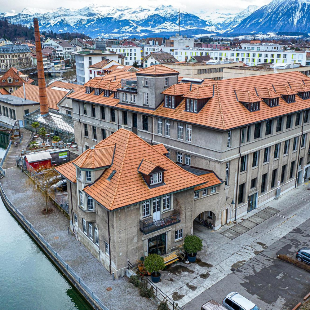 AkO195IaqF5BRQi5VeK8zc